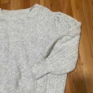 Knit detailed sweater (light grey)